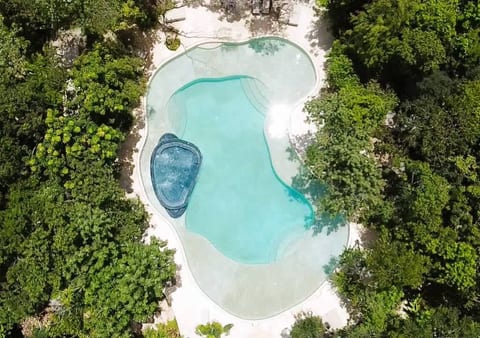 ANANA Yaaxlum 105 S | 2BR Apartment with Jungle Terrace & Pool in Tulum