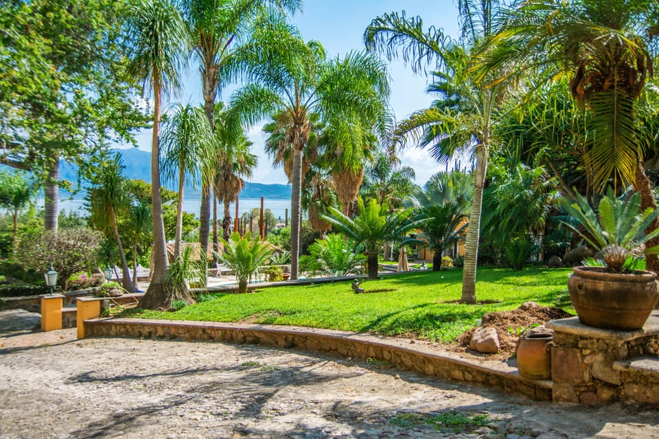 ANANA San Rafael 3BD | Lake Chapala Views, Pool & Hot Tub - Ajijic