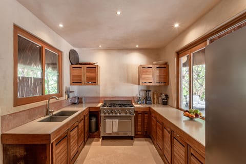 ANANA Casa Cantarena | Beachfront House, 5 Bedrooms, Meals Included