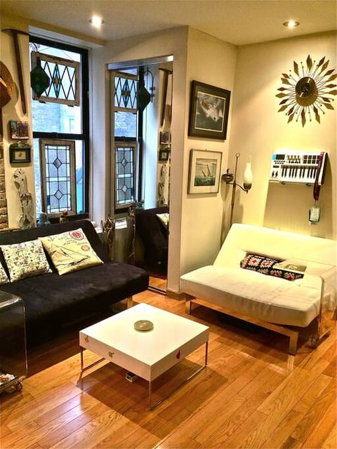 Comfortable living space with plenty of seating.