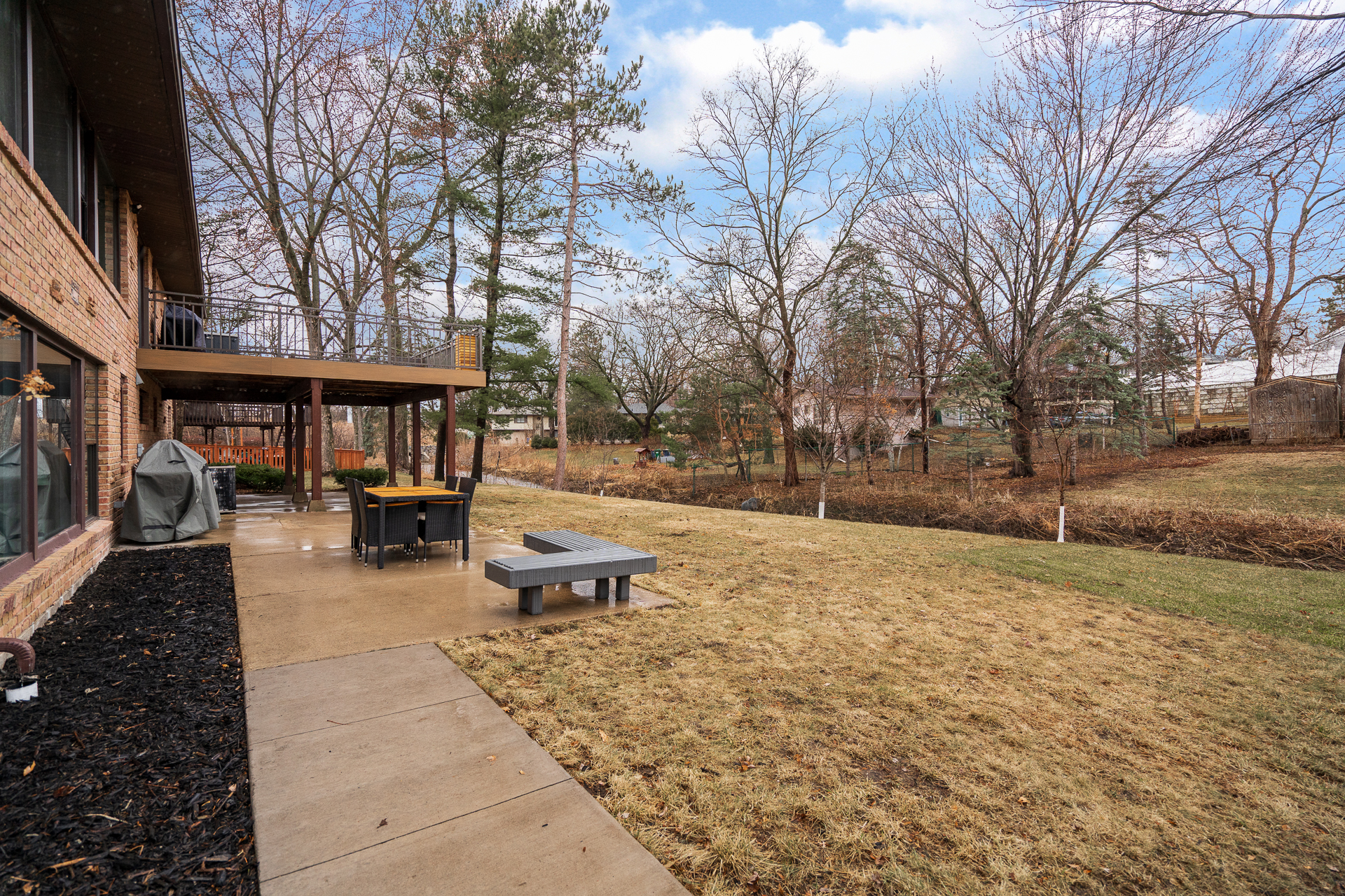 Bassett Creek Retreat - Golden Valley