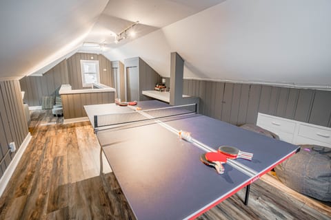 Contempo Cottage