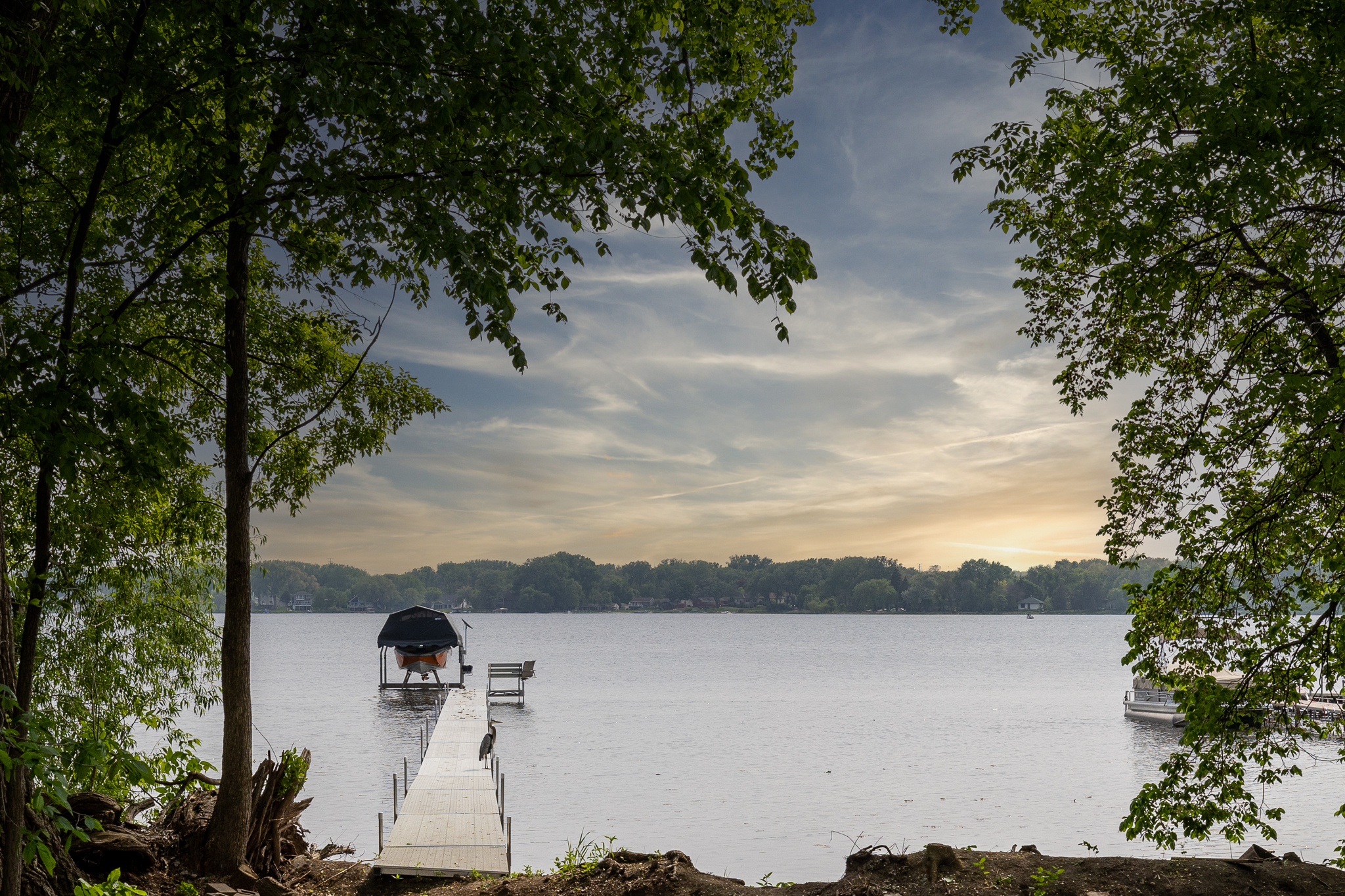 Cottage on Medicine Lake - Plymouth