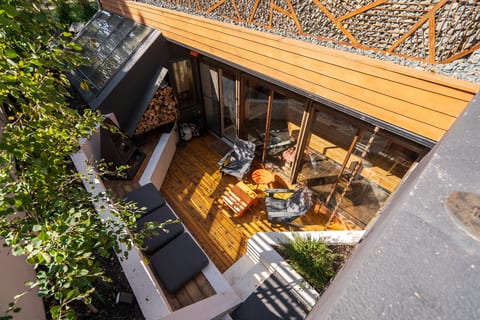 Dove's Nest - Earth Home