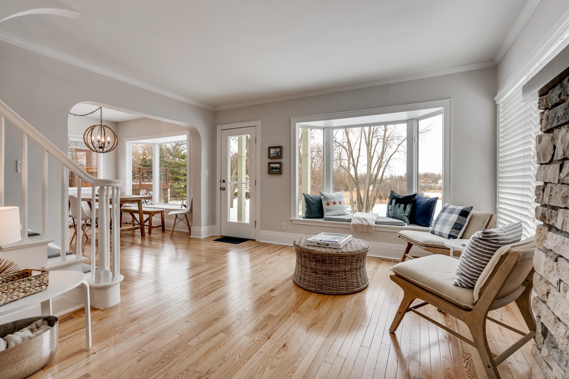 Lakefront Cottage
