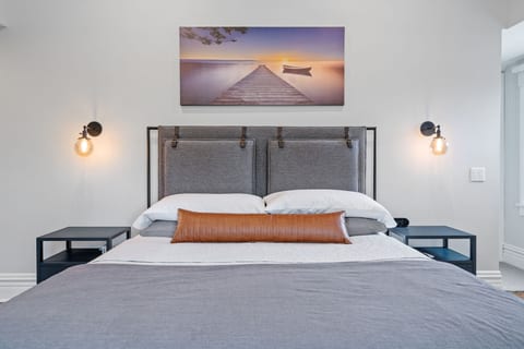 Lakeside Luxe Minneapolis