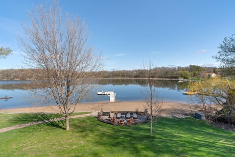 Maple Lake Chalet
