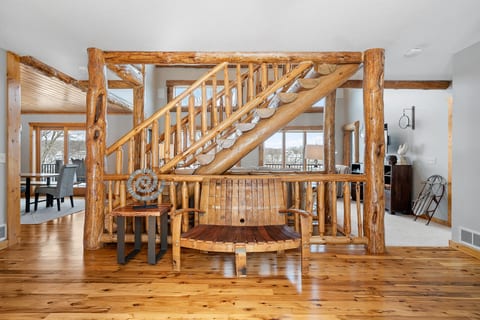 Maple Lake Chalet