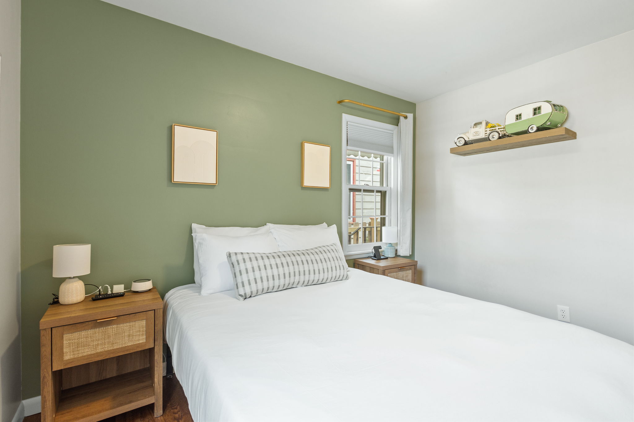 D. Parkway Cottage - Minneapolis