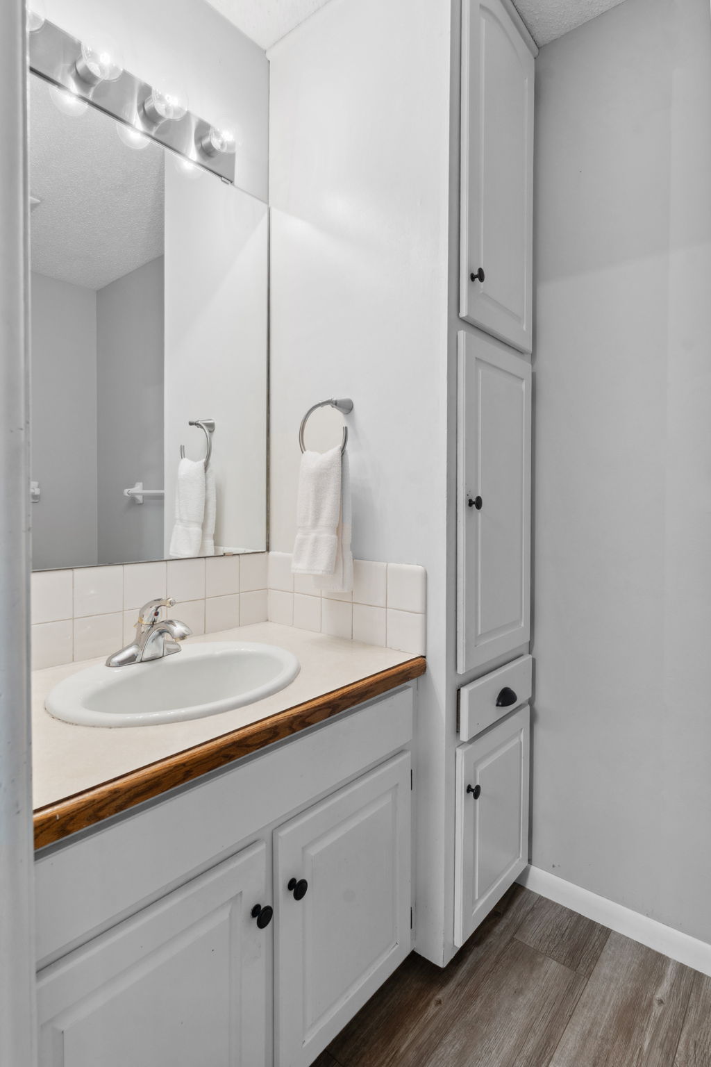 Rum River Resort | In-Home Pool & Sauna - Ham Lake Rum River Resort | In-Home Pool & Sauna - Ham Lake