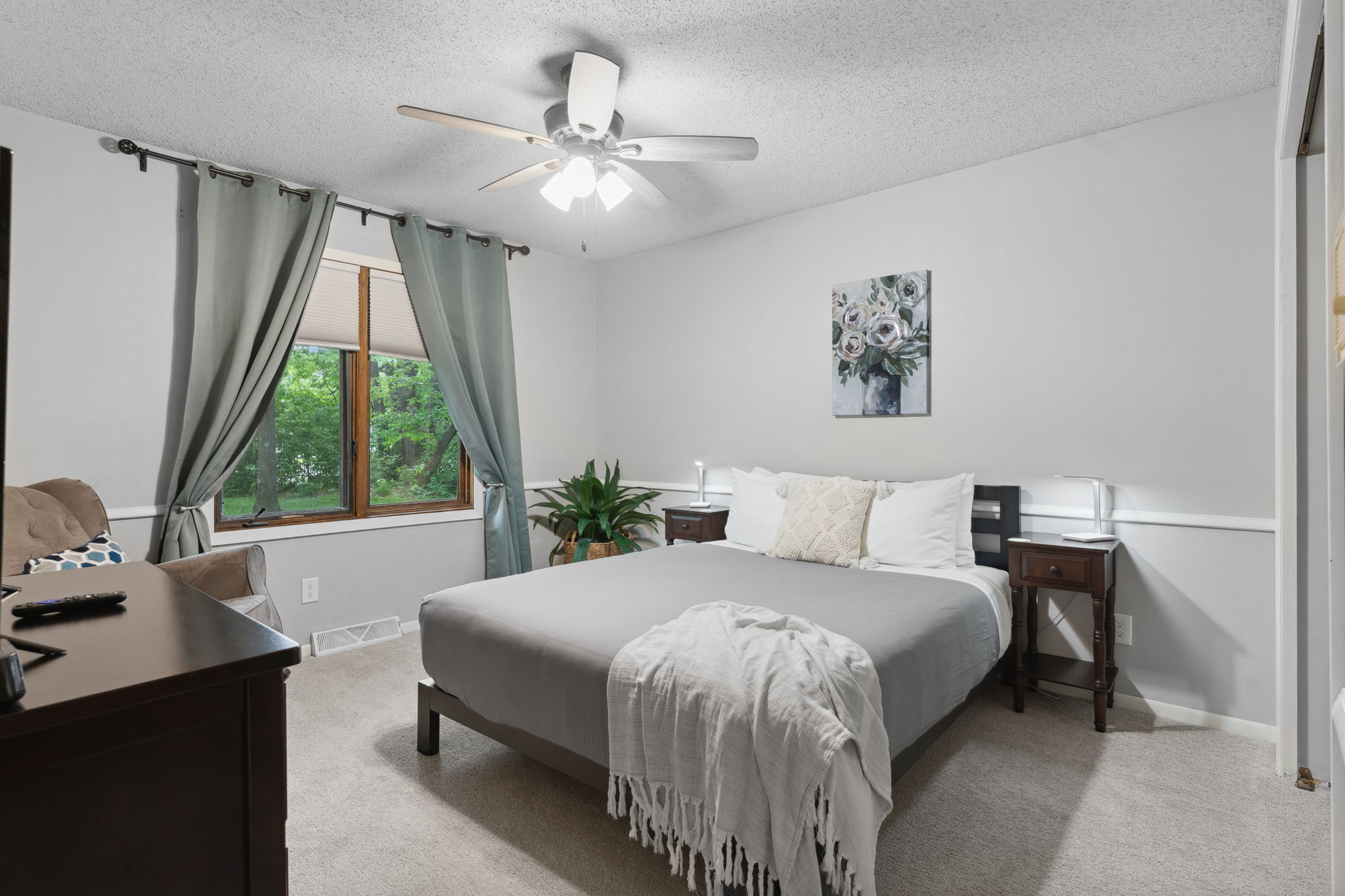 Rum River Resort | In-Home Pool & Sauna - Ham Lake Rum River Resort | In-Home Pool & Sauna - Ham Lake