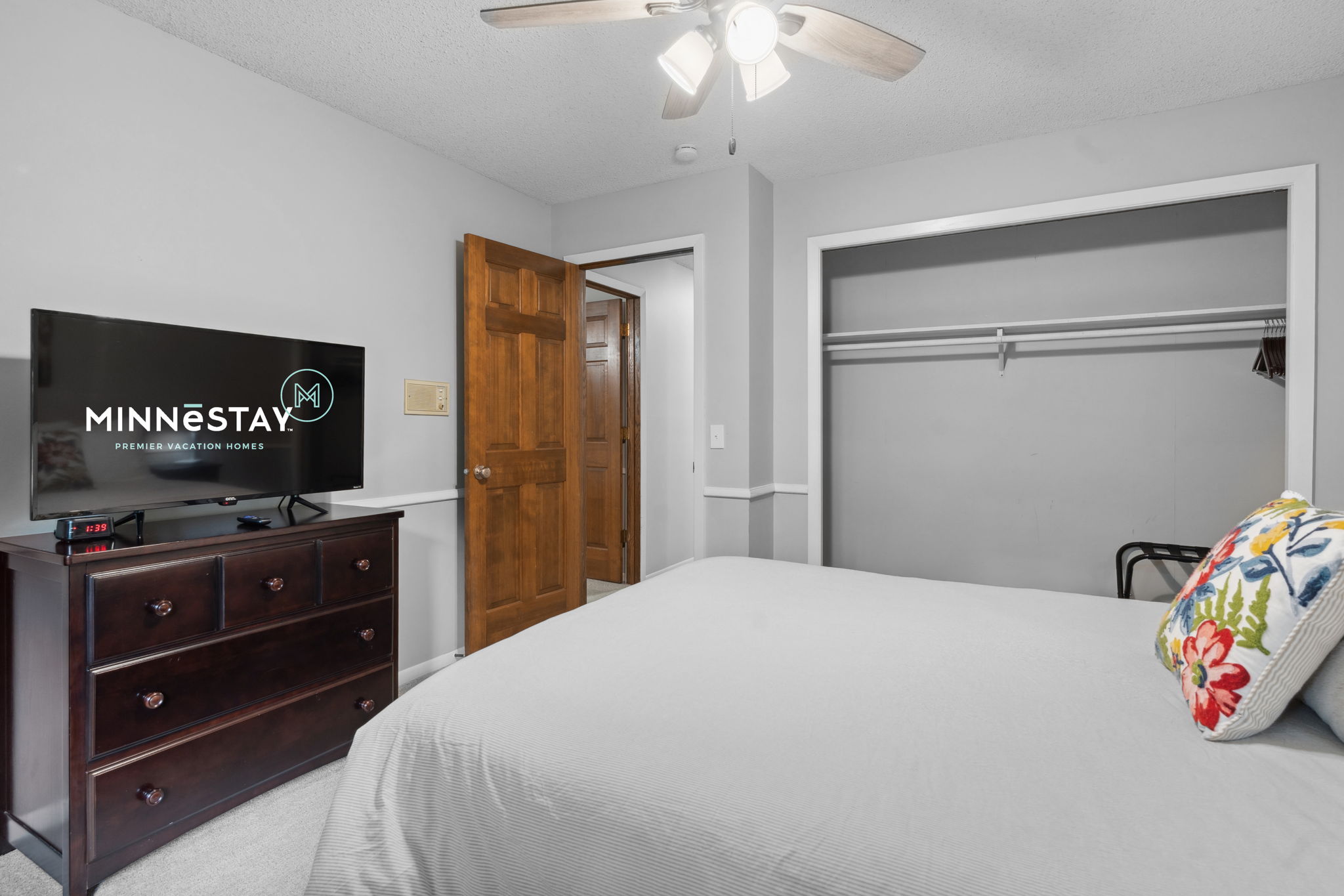 Rum River Resort | In-Home Pool & Sauna - Ham Lake Rum River Resort | In-Home Pool & Sauna - Ham Lake