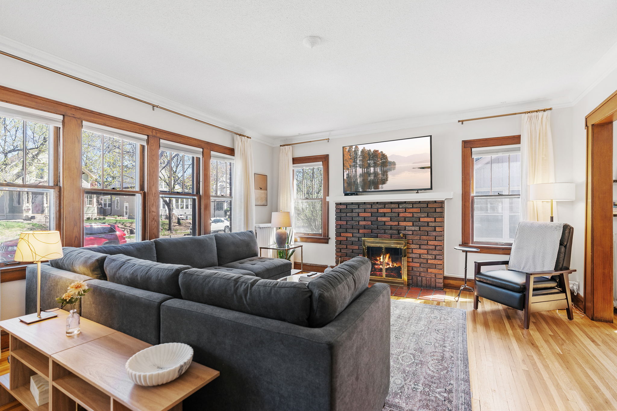 Calhoun Cove - Minneapolis