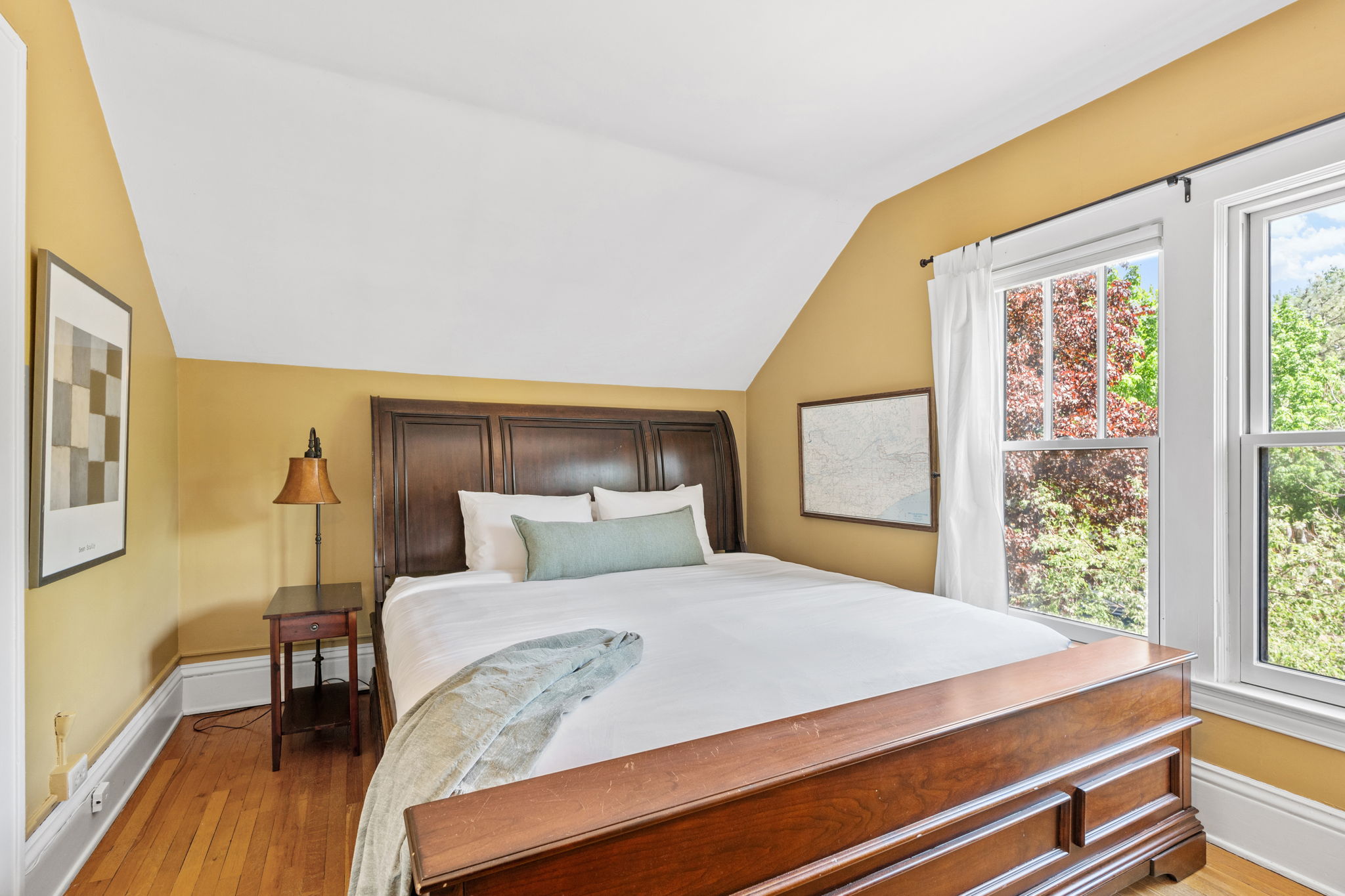 Pillsbury Hideaway