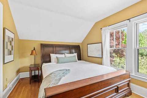 Pillsbury Hideaway
