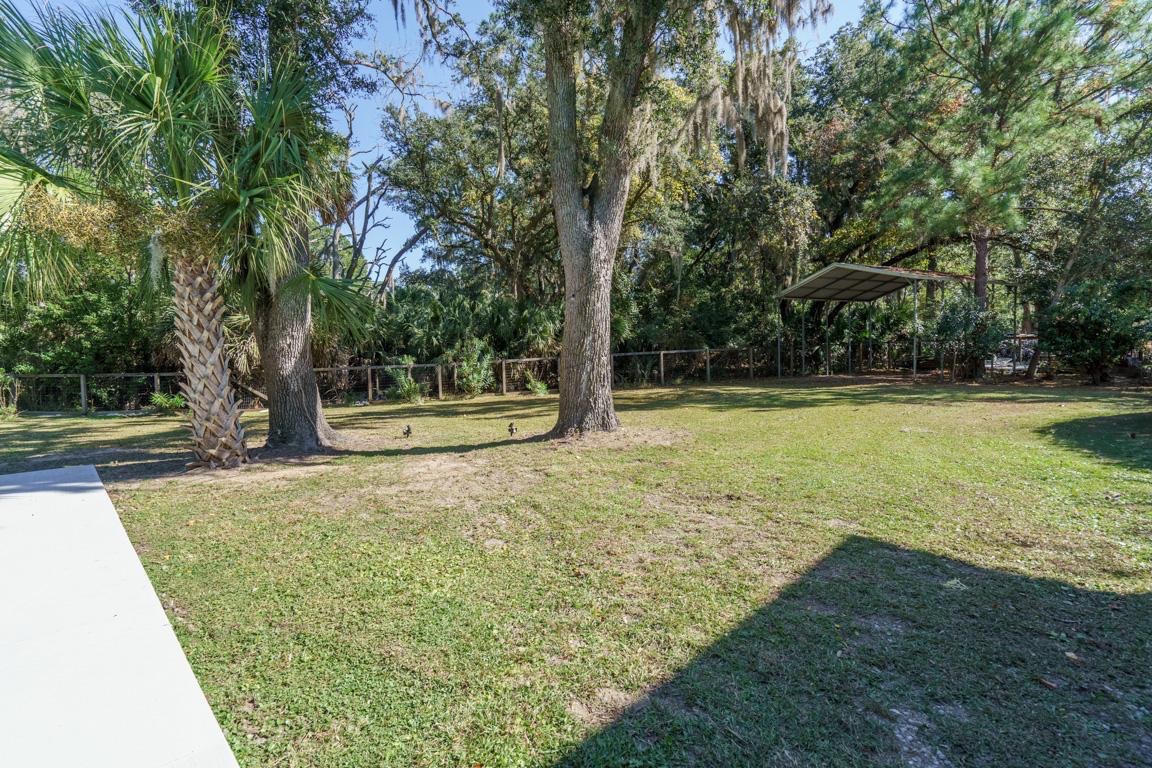 Backyard - Edisto Hidden Oasis Pool Home - Edisto Island