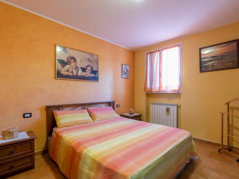 Lory House