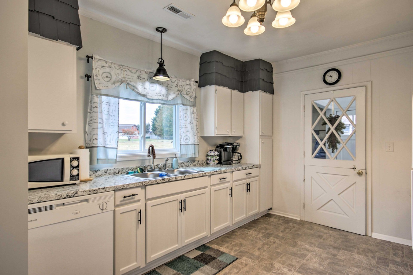 porch-and-pasture-retreat/