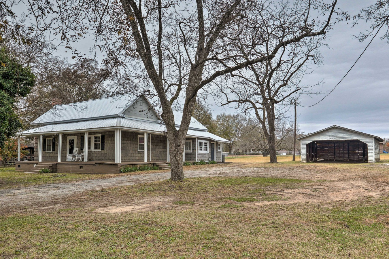 porch-and-pasture-retreat/