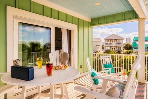 Green Gulf Bungalow