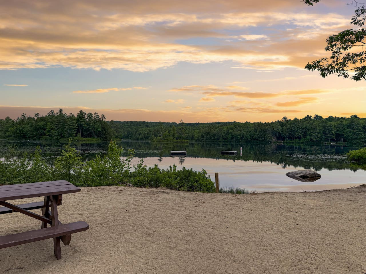 big-moose-lodge-or-brand-new-pool-and-lake-access/