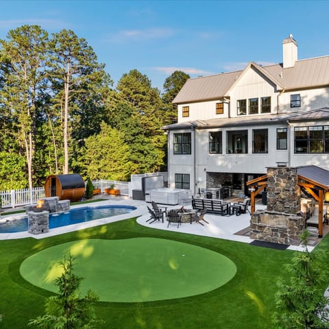 Backyard Putting Green