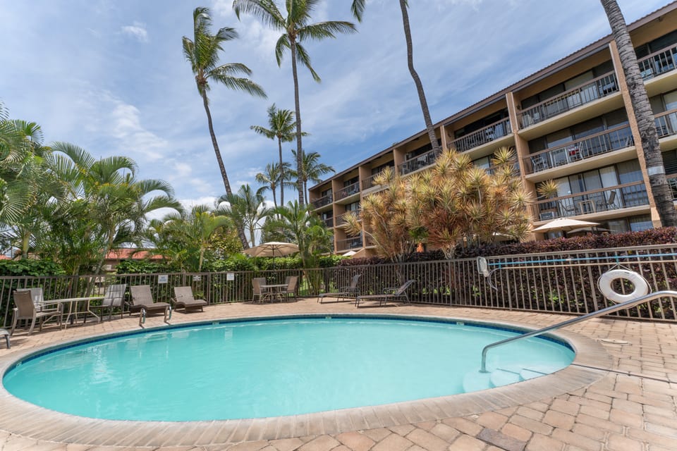 Enjoy the tranquility of the saltwater pool just off the lanai