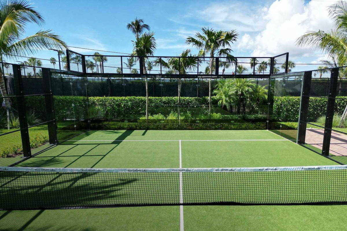 luxury-house-with-padel-court-pool-gym-golf/