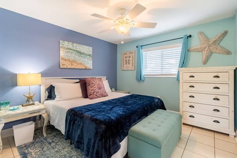 The bedroom features a comfortable King sized bed fitted with bamboo sheets.