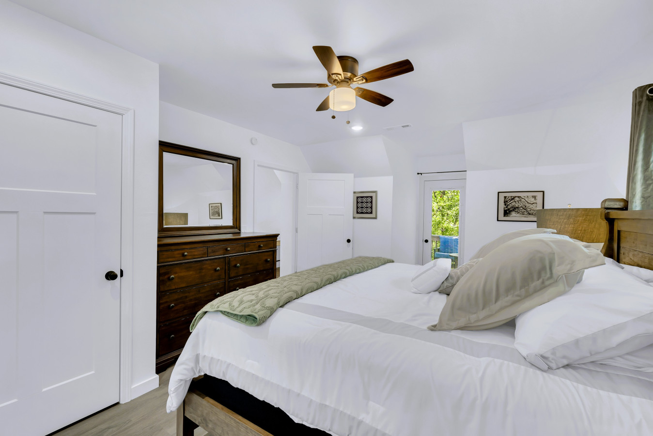 Lux Loft