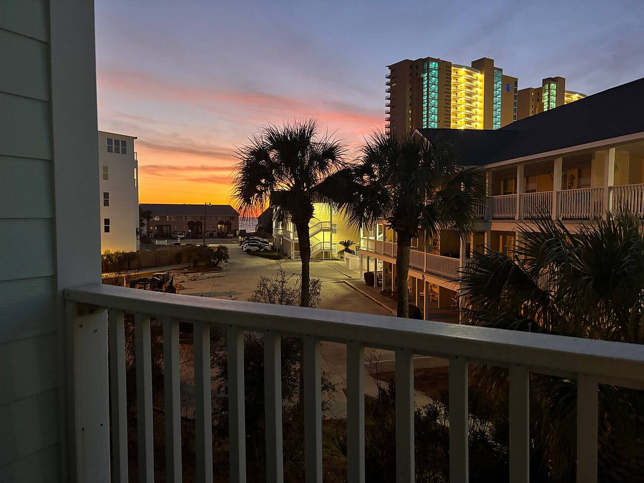 Steps to the Beach | Sleeps 6 | Pool + 2 Balconies