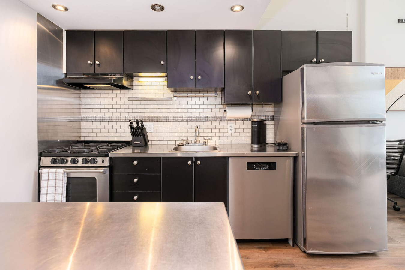 brightandspaciousloft-dt-central/