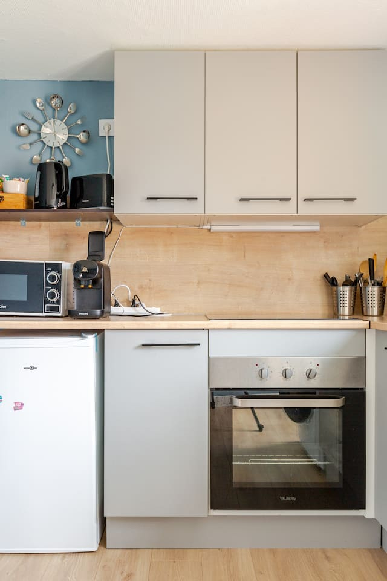 banksy-inspired-apartment-in-strasbourg/