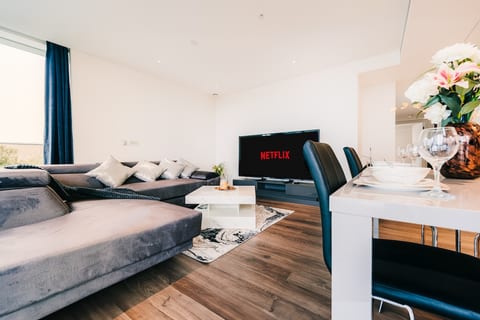 -15% LUX Aldgate Retreat I Central London Zone 1