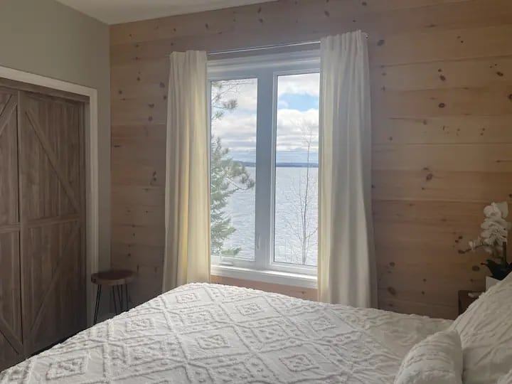 Papineau Lake Retreat