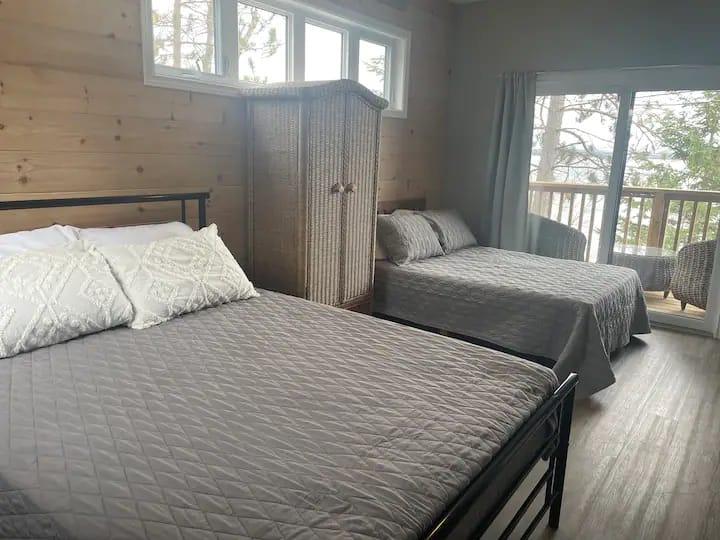Papineau Lake Retreat