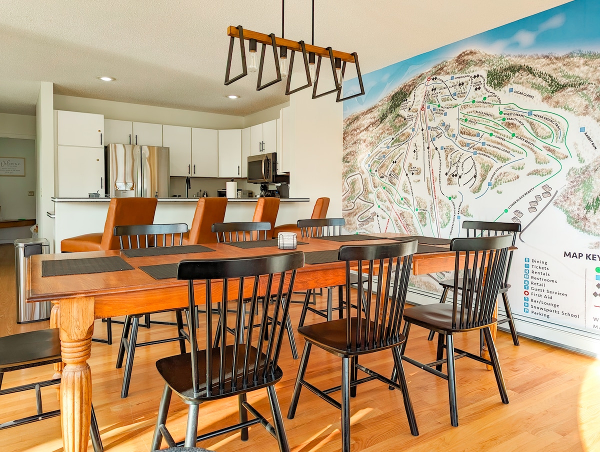 luxe-ski-in-out-foliage-hiking-sauna-hot-tub/