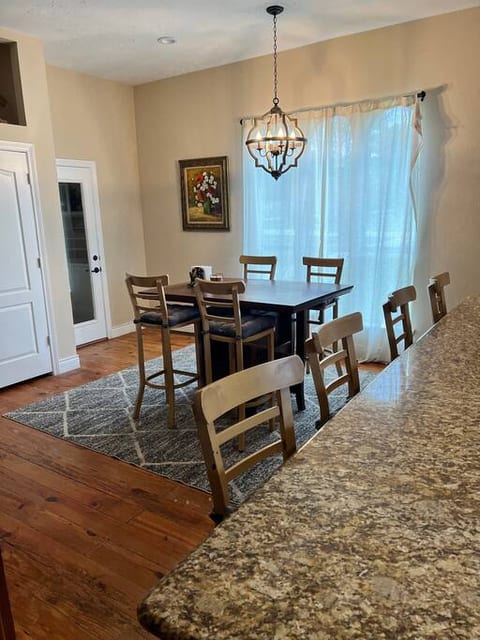 Lakeside Getaway by Lake Conroe