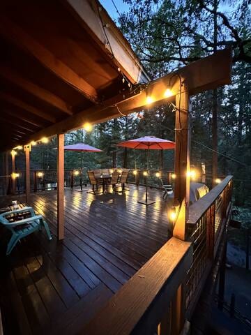 The Lakewood Cabin