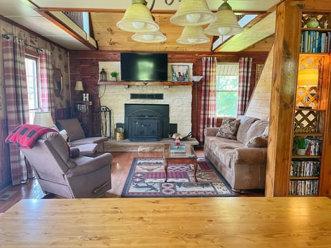Cozy up in the open space Livingroom