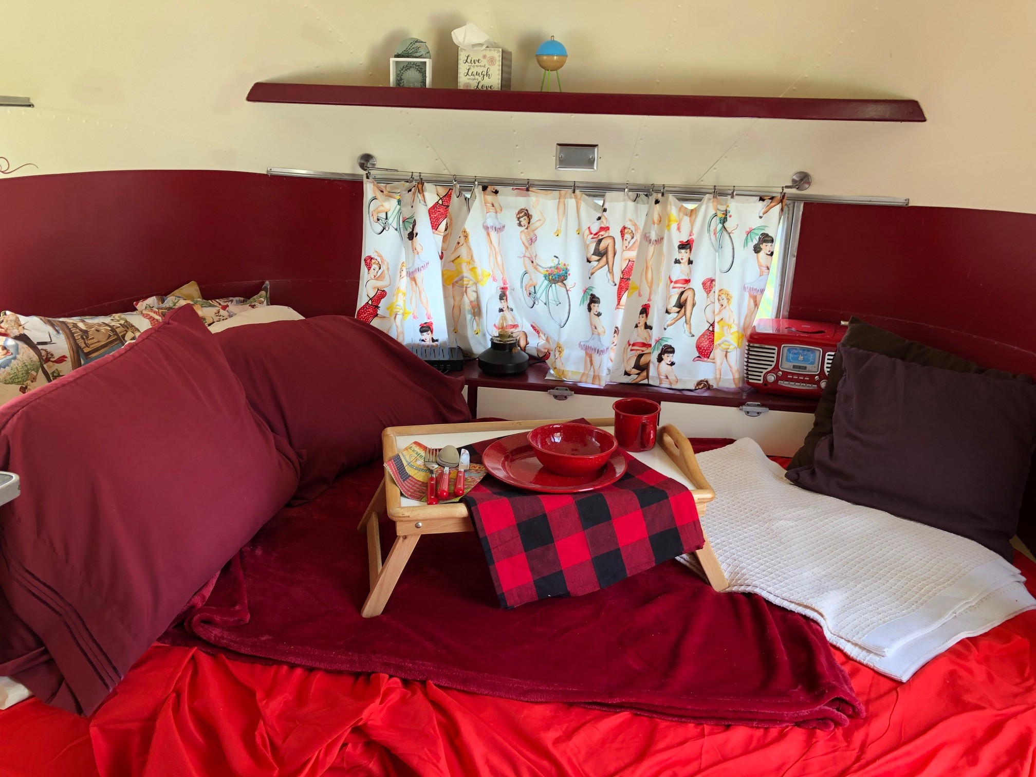 Vintage Airstream - Glamping with Style! - Kansas City