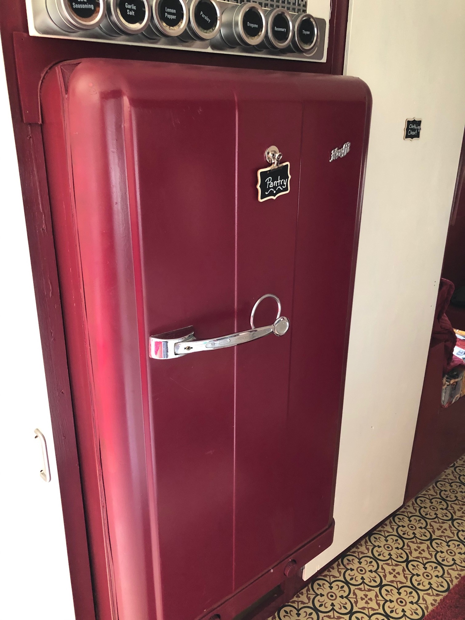 Vintage Airstream - Glamping with Style! - Kansas City