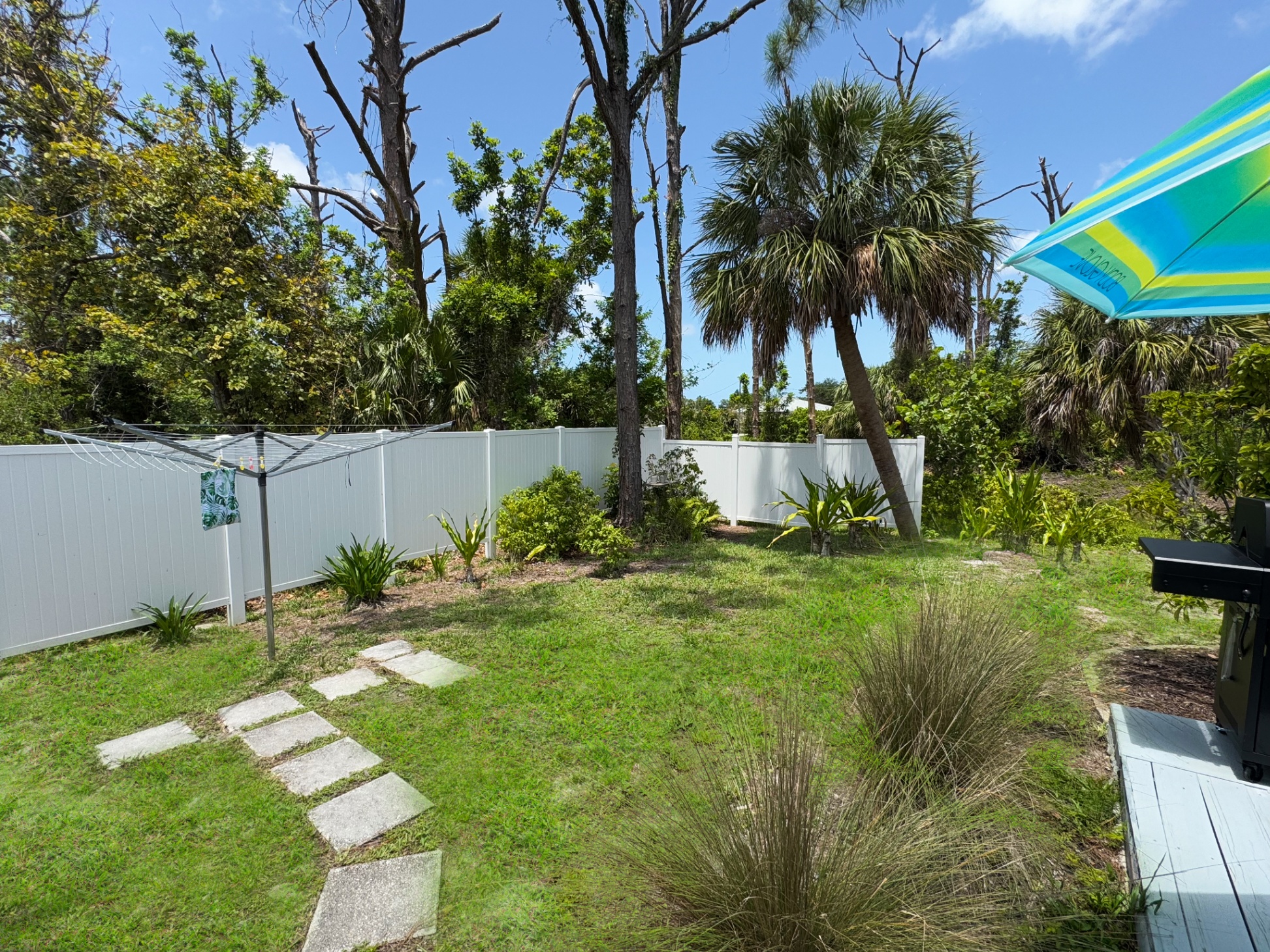 Villa Happy Gator 2 - Tropical Retreat near Beach - Englewood