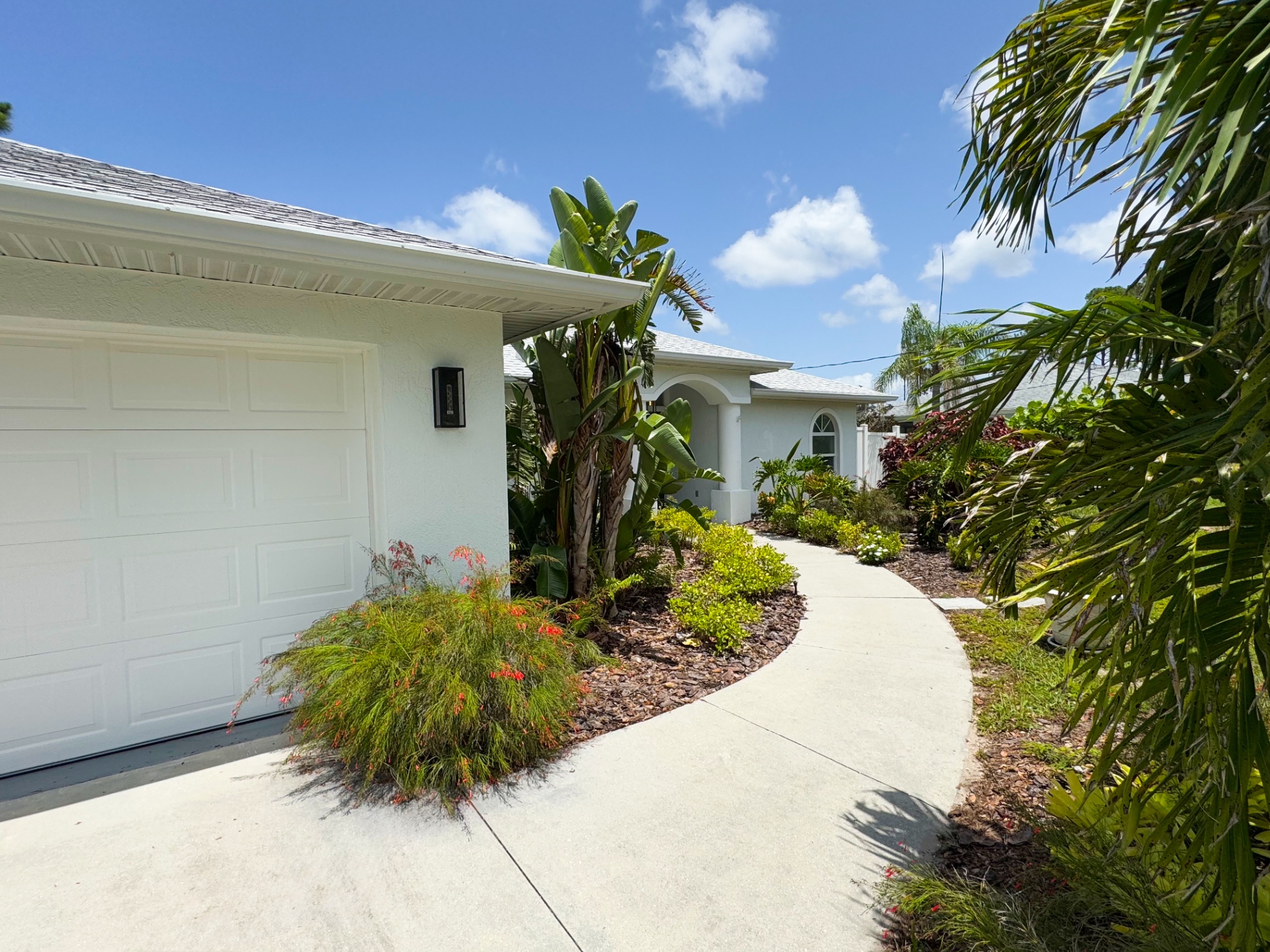 Villa Happy Gator 2 - Tropical Retreat near Beach - Englewood