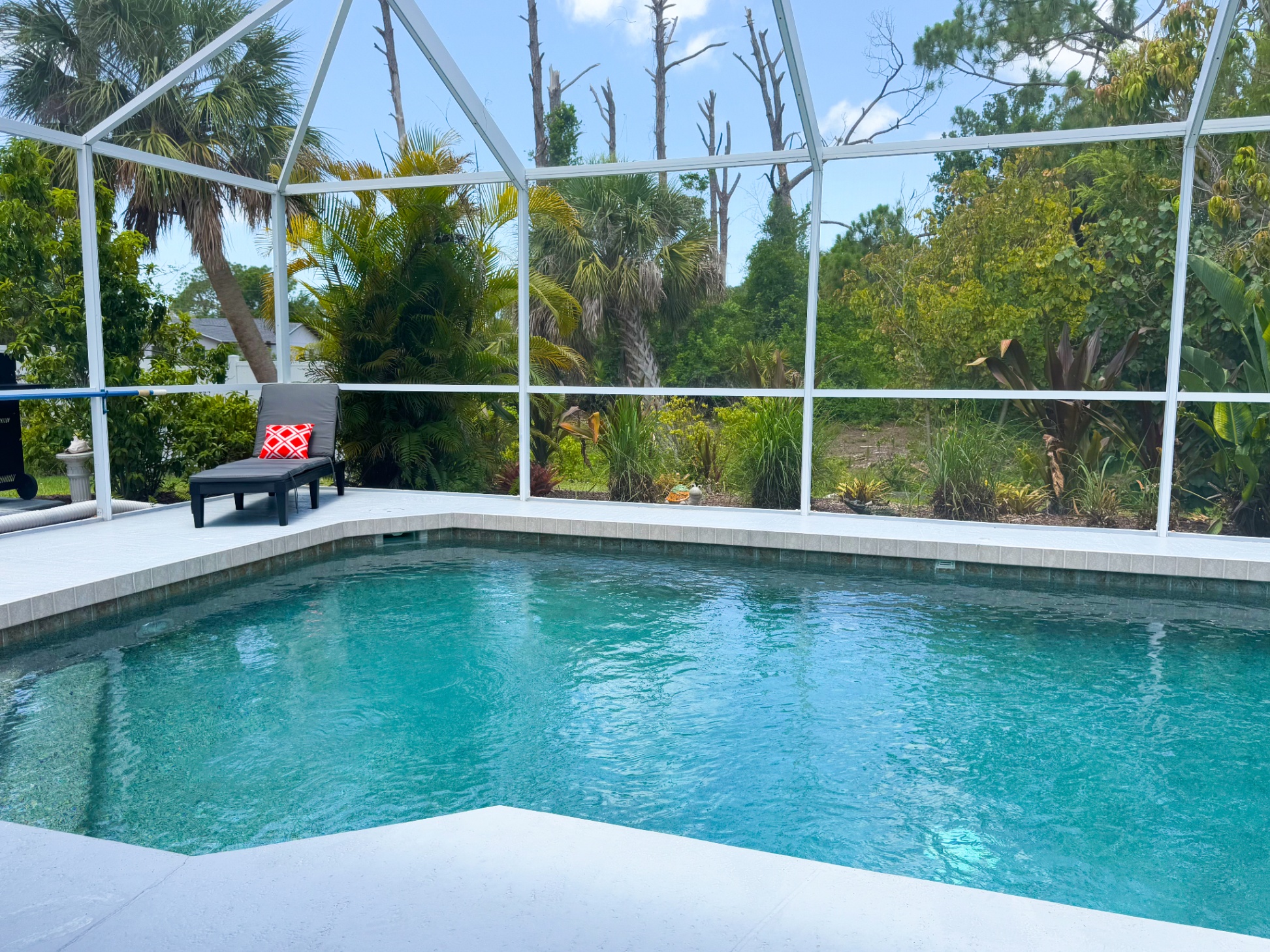 Villa Happy Gator 2 - Tropical Retreat near Beach - Englewood