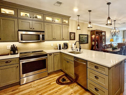 Butler's Summit Manor 3042
