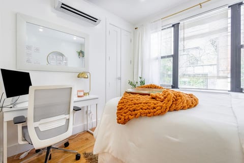 The Brooklyn Retreat 6BR|3 Ba | Free Parking