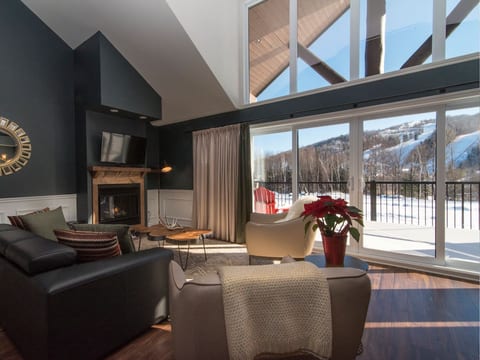 Luxury 2BR suite with spectacular view on Sommets Saint-Sauveur