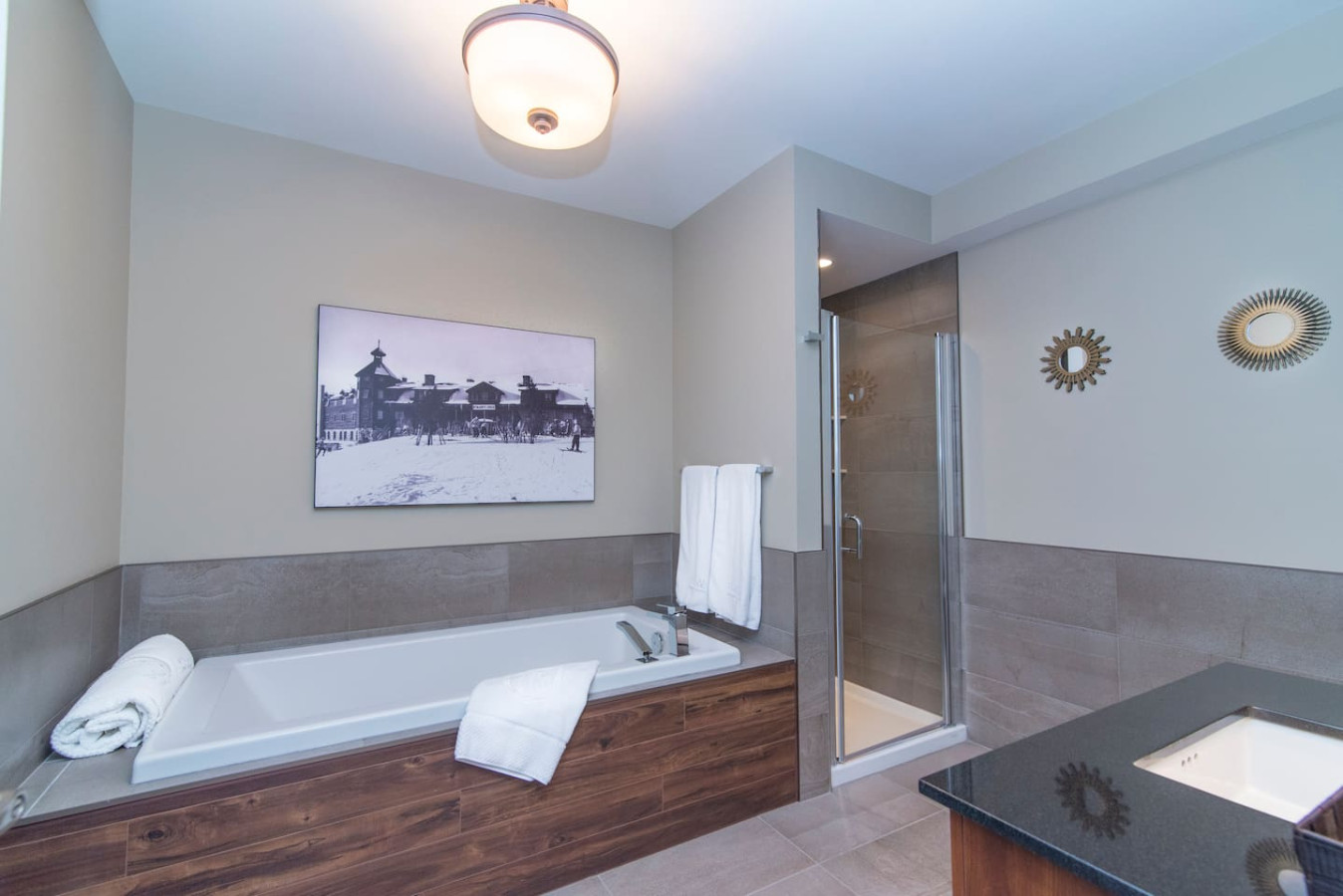 luxury-3br-suite-with-spectacular-view-on-sommets-saint-sauveur/