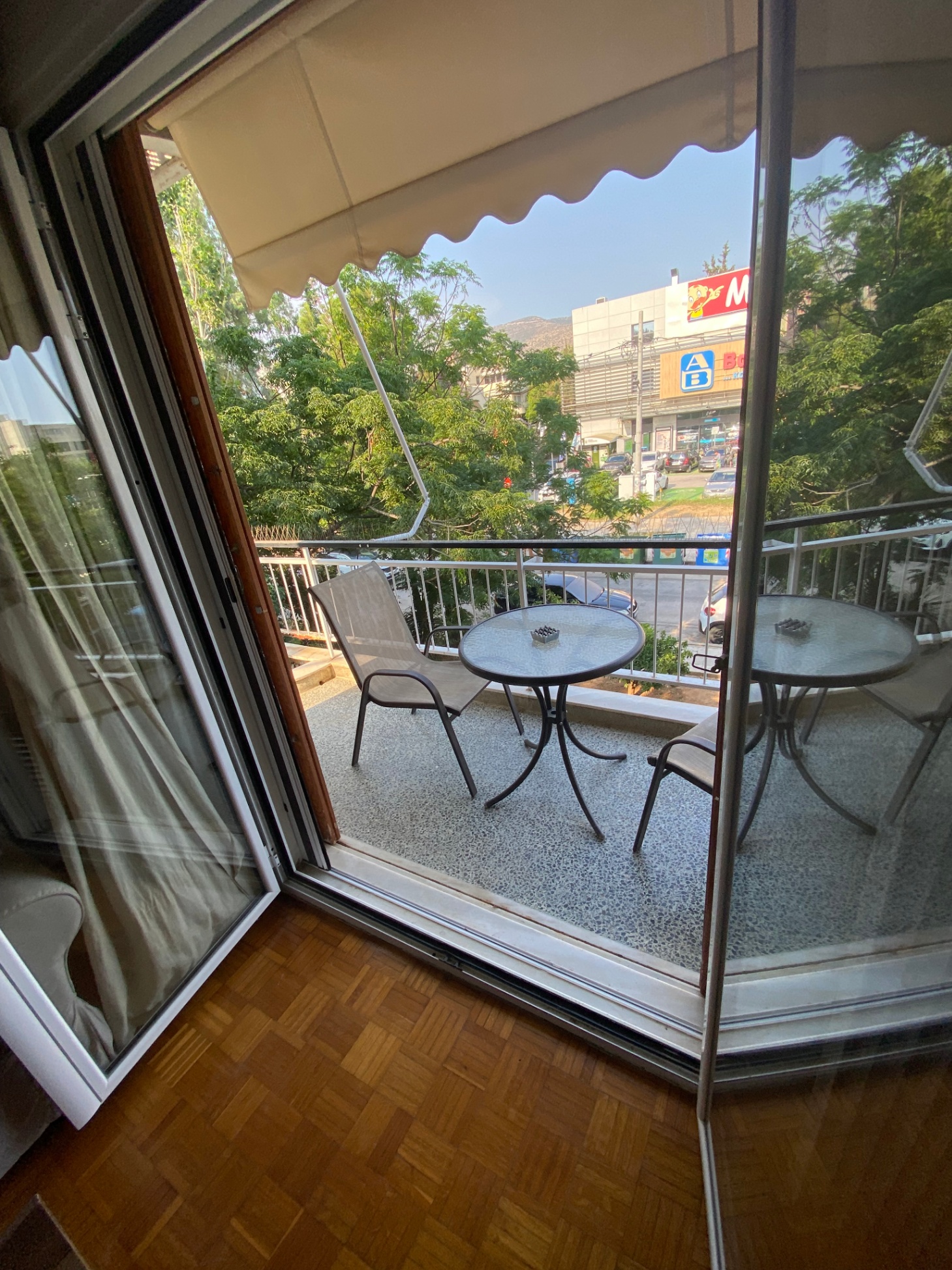 2-bed-glyfada-center-apartment-4407519943516/